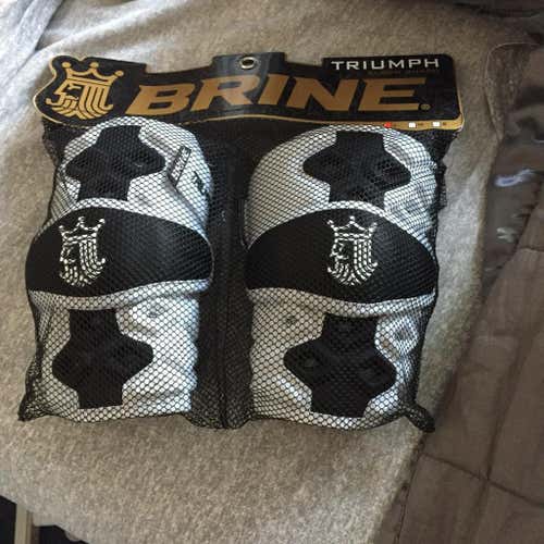 Brine Triumph elbow pads large