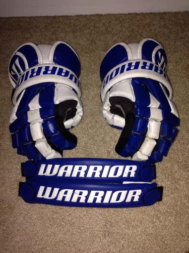 Warrior Riot Blue Gloves with interchangeable Cuffs