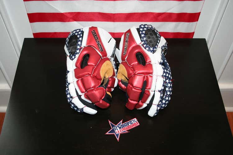 PRICE DROP: STARS AND STRIPES MAVERIK 13" ROME GLOVES