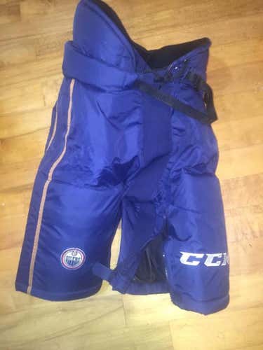 Oilers CCM HP70 Large plus 1 pants like new LITTLE TO NO WEAR