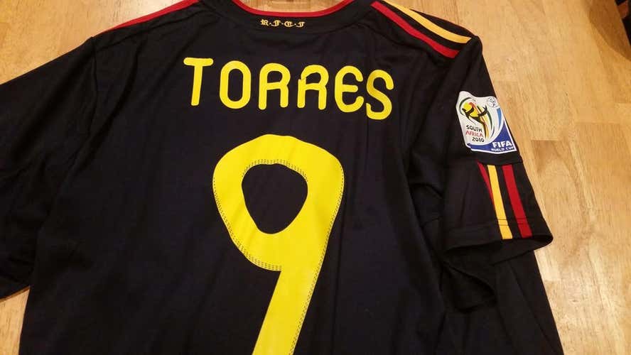 Torres Spain world cup jersey