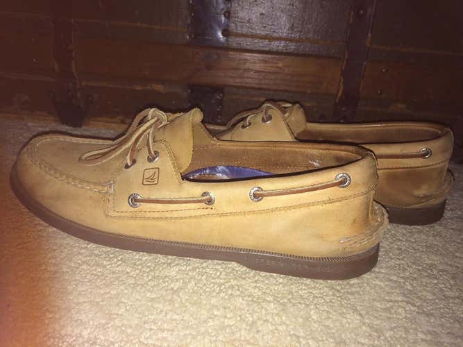 SPERRY BOAT SHOES