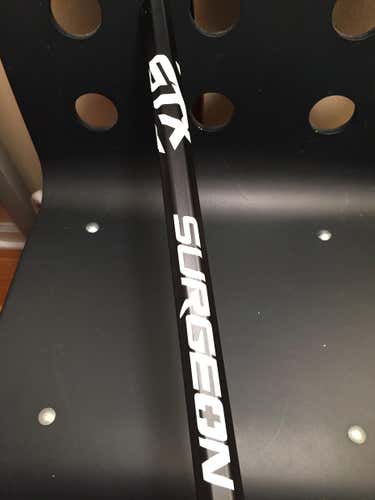 STX Surgeon Shaft, black, brand new, never used, no scratches. + Surgeon Sci-Ti in Silver.