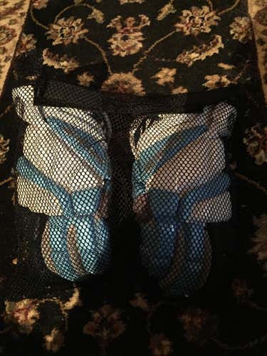 BRAND NEW UNC STALLION HD GLOVES