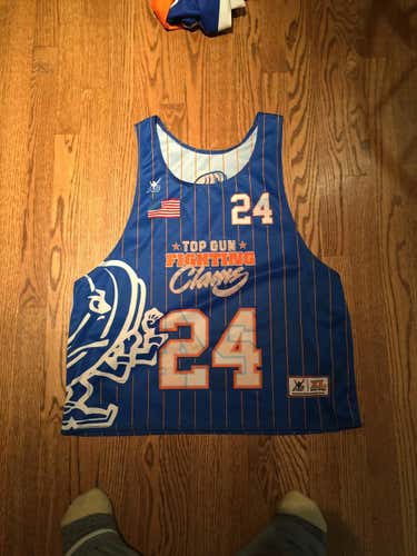 Top Gun Clams Pinnie