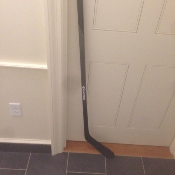 NEW! Easton Stealth CNT Composite Sakic 85 LH Hockey Stick