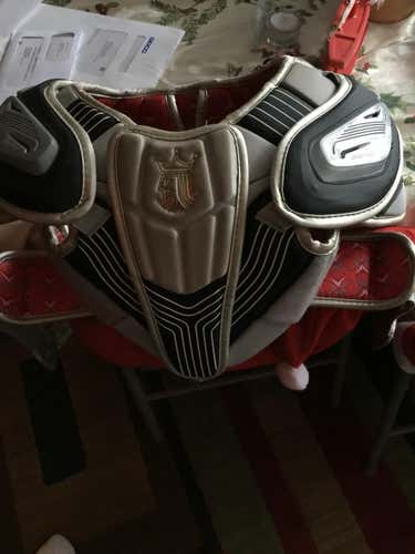 King shoulder pads
