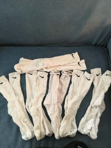 6 Pair New XL Nike Socks (Dri-Fit)/ White (not used)