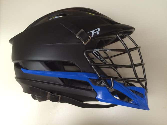 Cascade R black matte Royal helmet