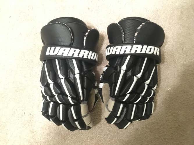Almost new Regulator 2 gloves