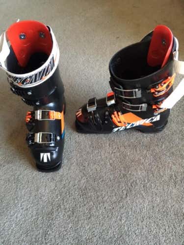 2015 Tecnica R Race Boots flex 13 size 285mm