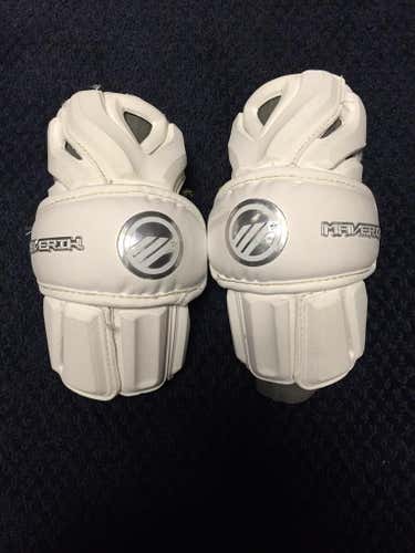 Maverik Rome RX3 Arm Pads in White