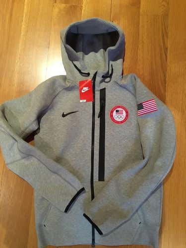 Medium Nike Team USA Sochi Olympics Sweatshirt