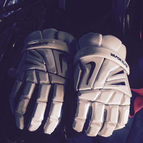 Nike Vapor Elite gloves (white)