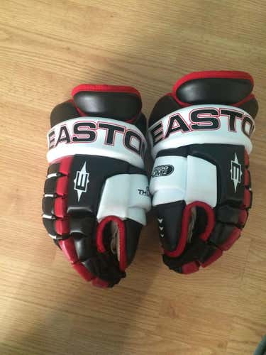 Easton synergy se6 gloves 14"