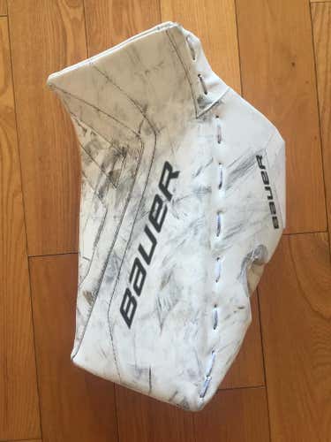 Bauer supreme total one.9 glove and blocker SR.