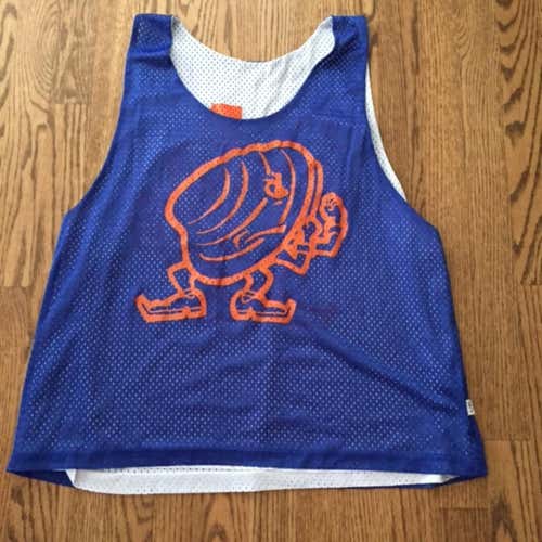 Clams Practice Tournament Pinnie