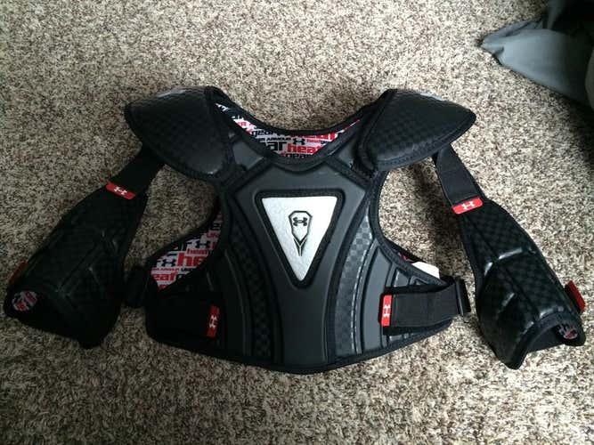 Under Armour Revenant Shoulder Pads