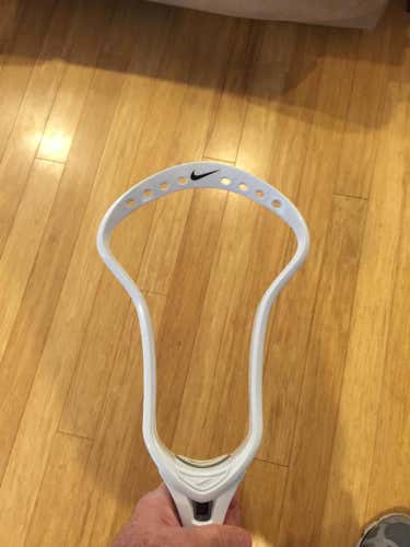 BN Unstrung Nike CEO U