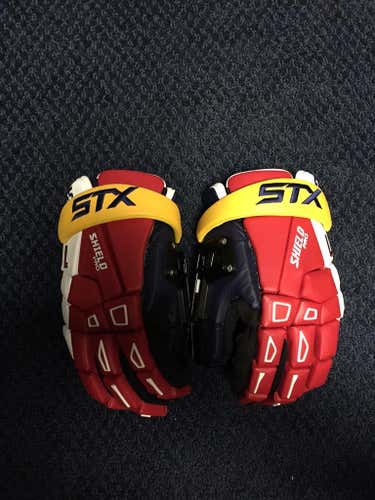 BN STX Shield Pro Goalie Gloves 13"