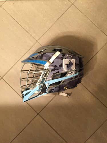 Matte gray R with headwrap