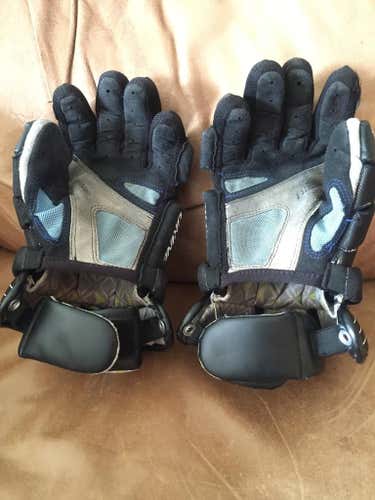 Black and white Brine King Superlight