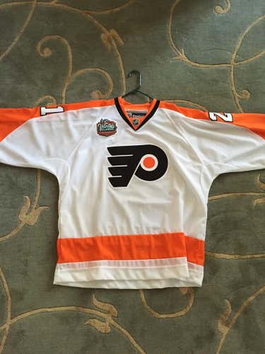 James VR Signed Winter Classic Jersey