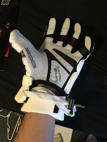 BNWT: Maverik m3 gloves
