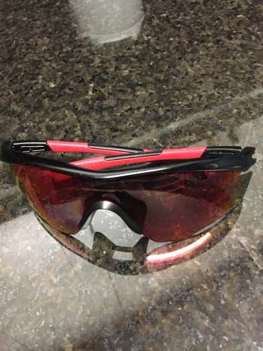 Oakley M2 Polarized Sunglasses - Red/Black