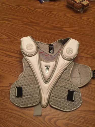 Maverick Rome NXT Shoulder Pads