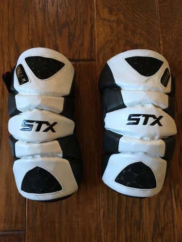 Black and white STX cell 2 elbow pads