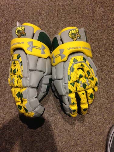 Custom UA Headline Gloves