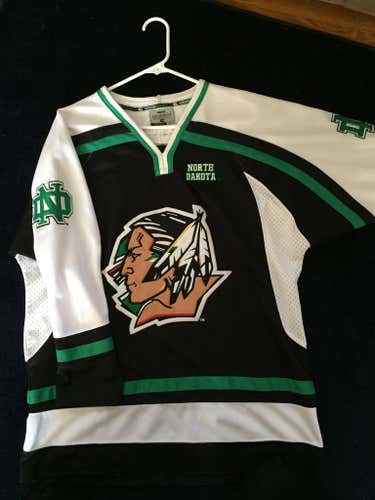 North Dakota hockey jersey