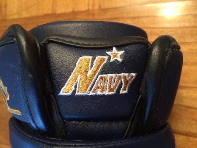 Navy lacrosse STX K18 gloves
