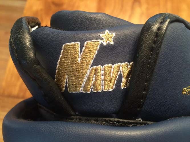 Navy Lacrosse STX Assault Gloves