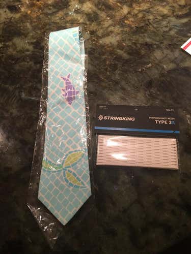 Lilly Pulitzer tie and stringking 3x