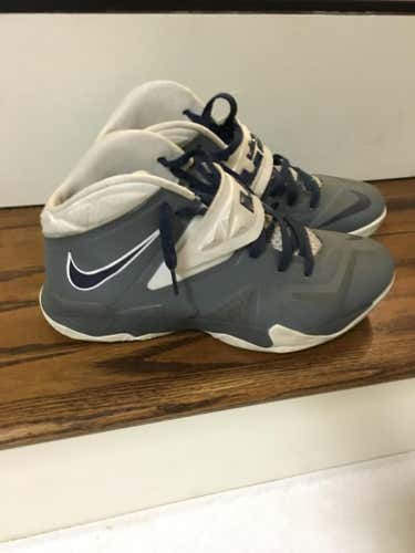 2013 LeBron James Soldiers Basketball Shoes