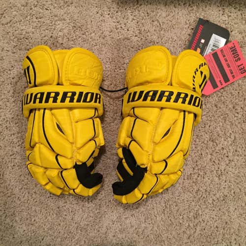 BNWT Warrior Burn Smoove - 13"