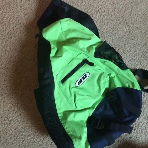 DeBeer Lacrosse Shoulder Bag