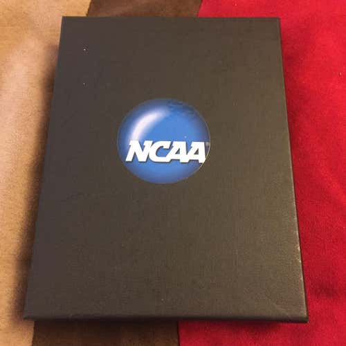 2016 NCAA Hockey Medal