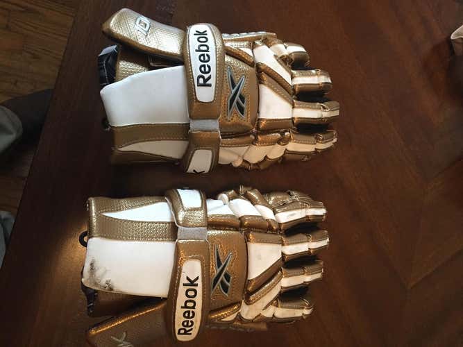 Reebok 10k gold gloves