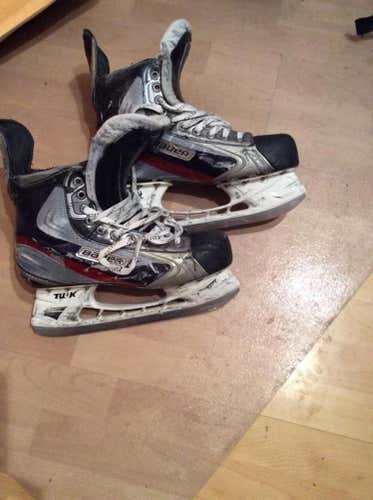APX size 10.5 Skates