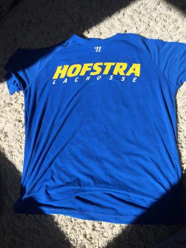 Hofstra lacrosse shooter shirt