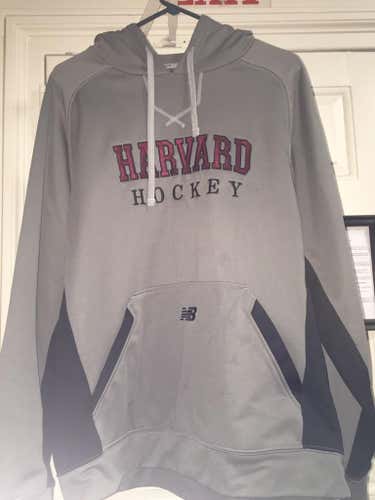Harvard hockey XL sweater