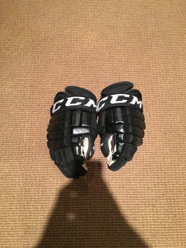 ECHL CCM Pro gloves