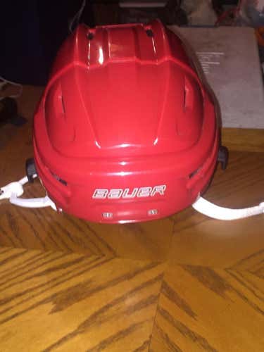 Sacred Heart University Bauer RE-AKT Hockey Helmet