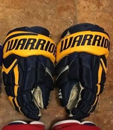 Vanek Buffalo Sabres Warrior gloves