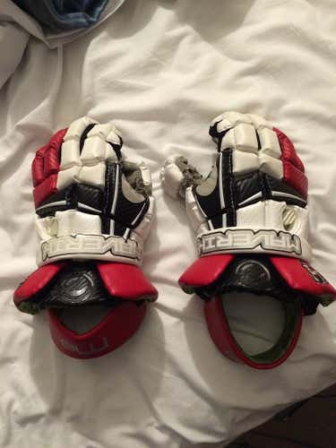 13" Maverik M3 Gloves