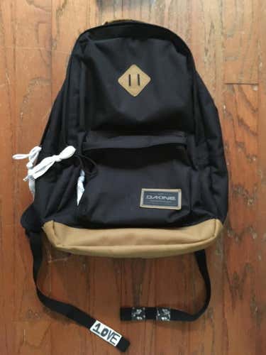 Dakine 27 Liter Black/Leather Bottom Backpack (Retails at $69.99)