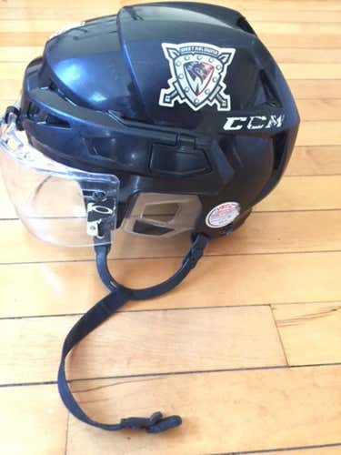 CCM Helmet w/ Oakley Visor sr medium
